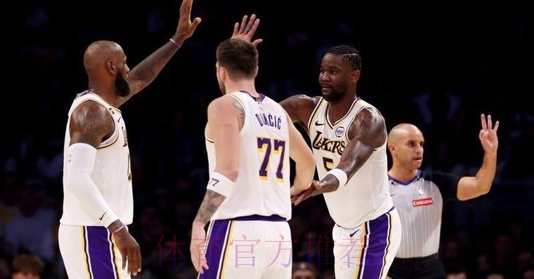 艾顿完美表现 湖人战胜猛龙